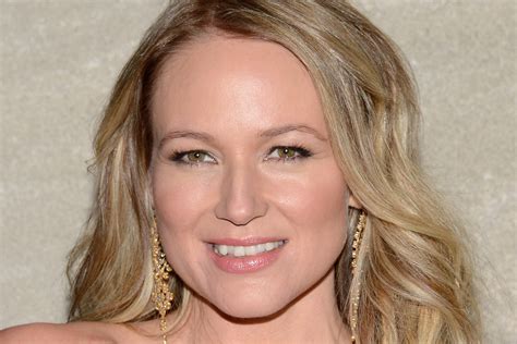 Singer-songwriter Jewel dishes on new memoir, reality show - WTOP News