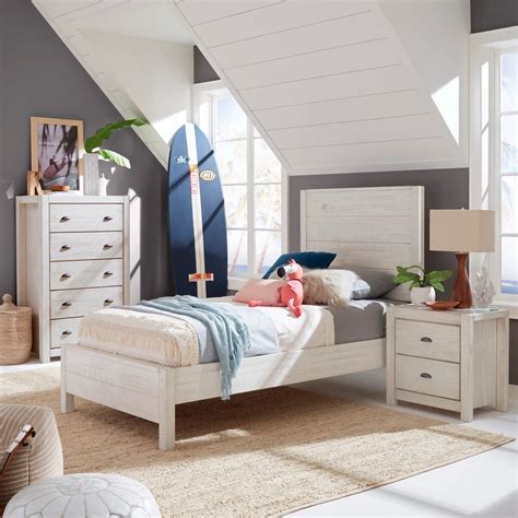 Montauk Bedroom Set (5-Piece) – Grain Wood Furniture