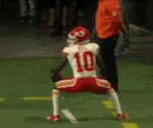 Tyreek Pom GIF - Tyreek Pom Cheetah - Discover & Share GIFs