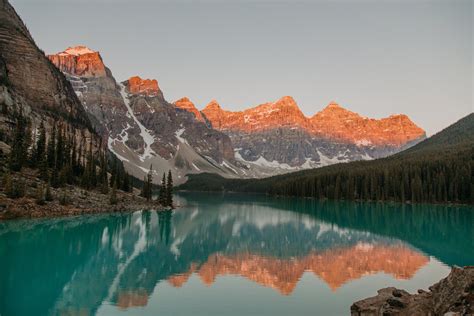 Lake Louise and Moraine Lake family/group Private shuttle – Banff ...