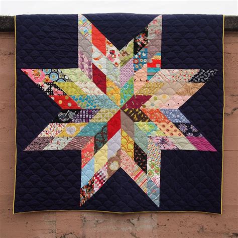 This might be fun for a bed quilt, but I'm not sure how best to convert ...