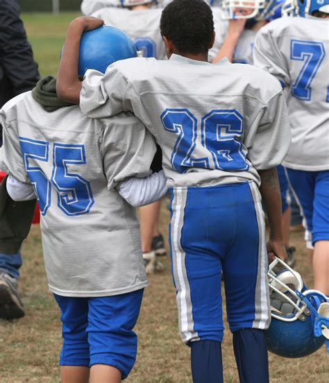 9 Benefits of Youth Sports Participation for Kids | Jersey Watch