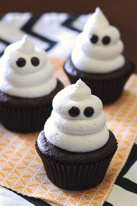 gluten free vegan ghost cupcakes - Sarah Bakes Gluten Free