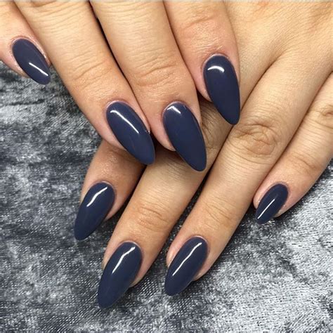 Elegant navy blue nail colors and designs for a Super Elegant Look