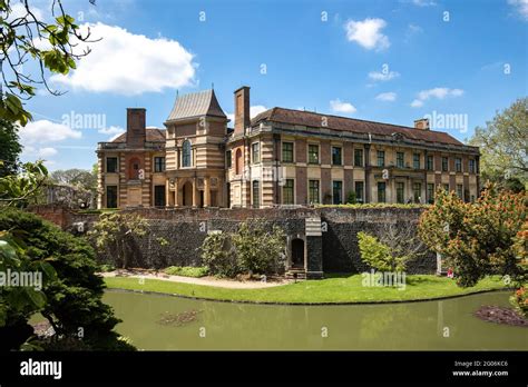 Eltham Palace and Gardens, London, Uk Stock Photo - Alamy