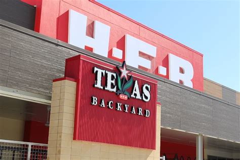 HEB Stores to Close at 8 PM Daily Beginning Saturday, March 14