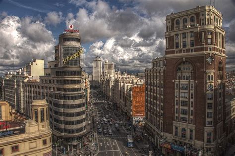 Gran Via (Madrid) - Wikipedia