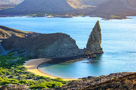 Galapagos Ecuador : Islas Galapagos Geotours Adventure Travel Tour ...