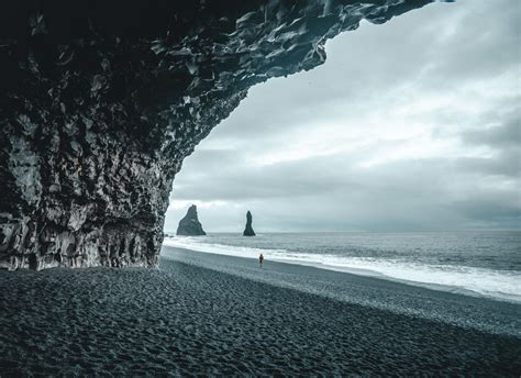 About Iceland's Breathtaking Black Sand Beach