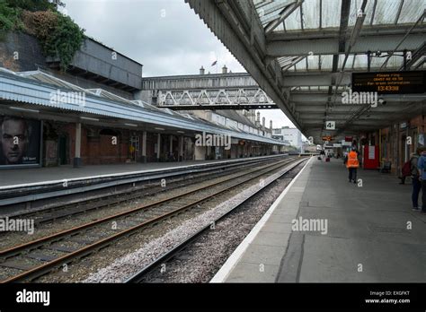 Shrewsbury railway station Stock Photo - Alamy