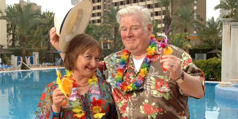 Benidorm actor Kenny Ireland dies of cancer, aged 68