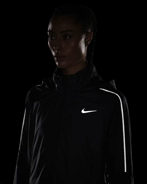 Nike Shield Women's Running Jacket. Nike SA