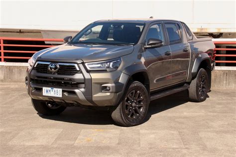 2023 Toyota HiLux Rogue 4x4 Review | DiscoverAuto