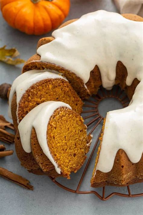 Pumpkin Bundt Cake with Cream Cheese Frosting | My Baking Addiction