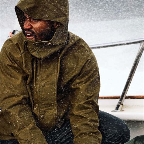 Filson Foul Weather Jacket Dark Tan, the ideal jacket for wet weather