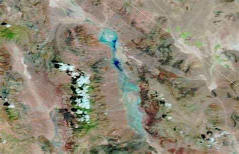 Death Valley 1,000-Year Floods Seen From Space in Before and After ...