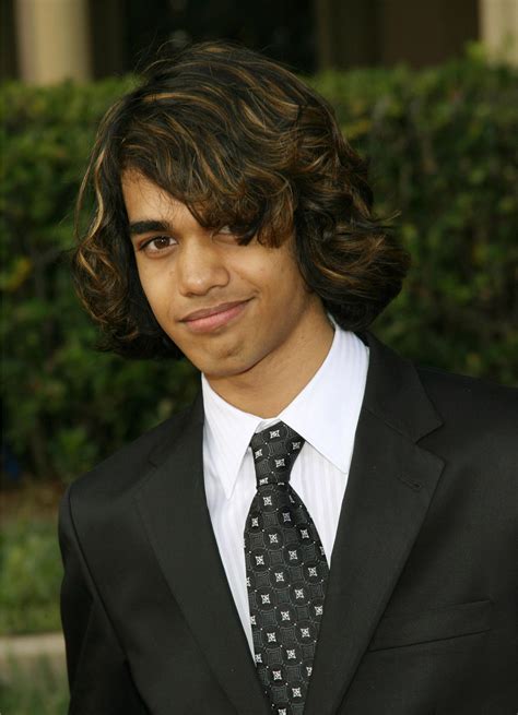 'American Idol' alum Sanjaya Malakar comes out as bisexual