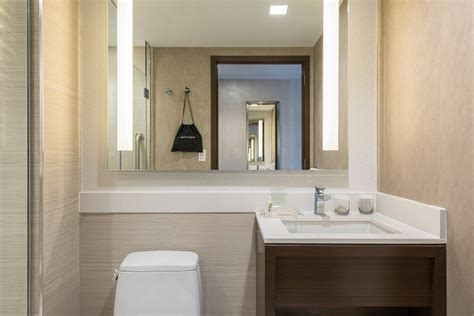 HOLIDAY INN BROOKLYN DOWNTOWN, AN IHG HOTEL $149 ($̶2̶0̶2̶) - Updated ...