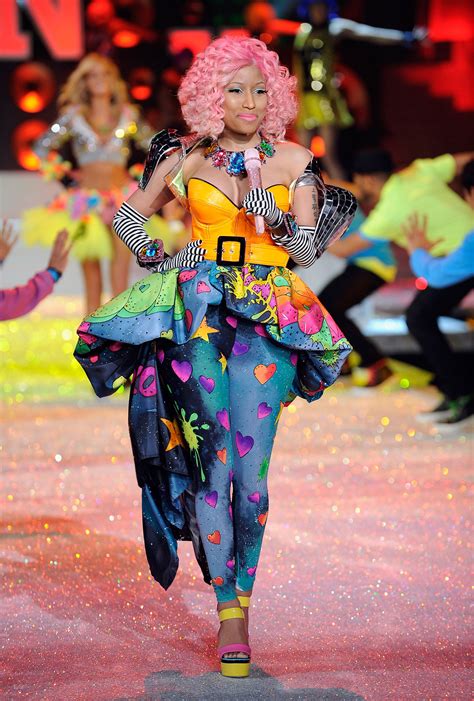 Nicki Minaj Performs at Victoria’s Secret Fashion Show in New York ...