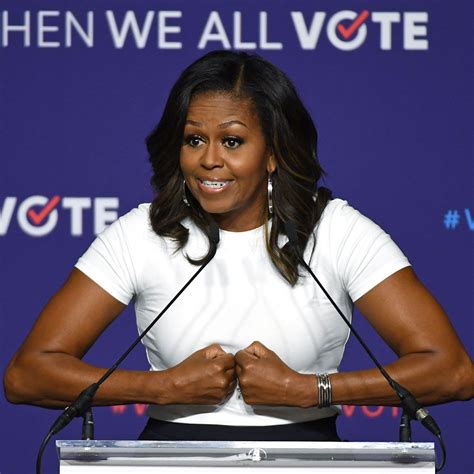 Exactly How to Get Arms Like Michelle Obama | Celebrity workout, Arm ...