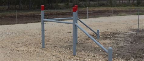 Barb Wire Fence - J. Mark Threadgill & Company: Fencing Contractor