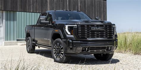 Meet The 2024 GMC Sierra HD Lineup | Heavy Duty Truck