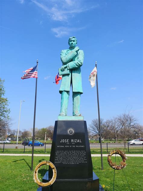 This is the monument of Dr Jose Rizal located in a park near the ...