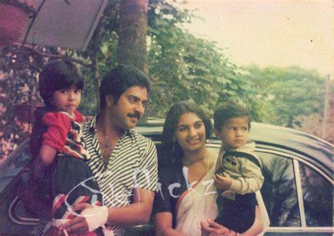 Cineflickz: A Rare Pic of Megastar Mammootty with his Family