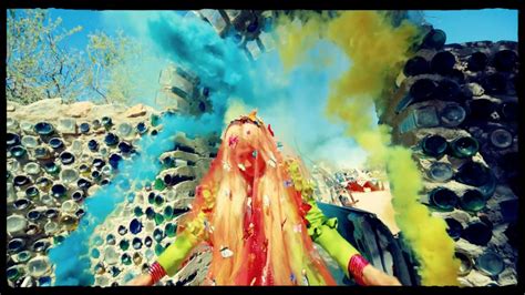 34 Stunningly Beautiful Scenes From Kesha's "Praying" Music Video