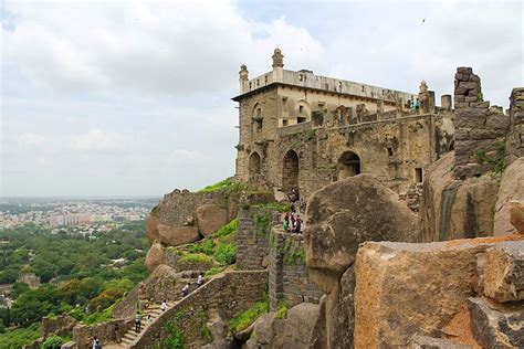 What To Do And See At Golconda Fort | LBB, Hyderabad