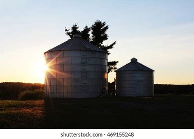 Grain Bin Silhouette Stock Photos and Pictures - 155 Images | Shutterstock