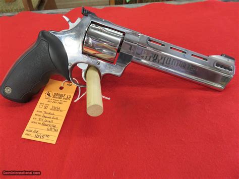 Taurus Raging Bull, Stainless Steel, 454 Casull