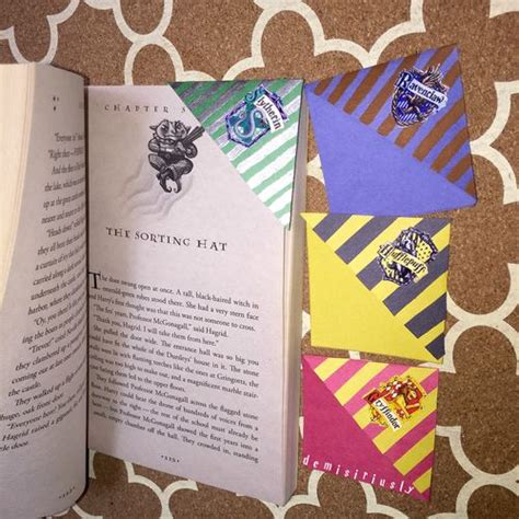 Harry Potter corner bookmarks! … | Harry potter bookmark, Harry potter ...