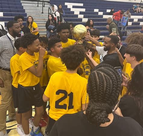 Laveen Hawks win 2022 boys basketball championship - Laveen Elementary ...