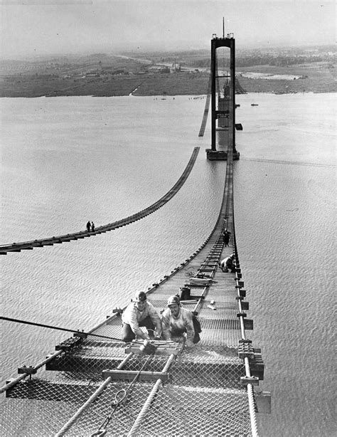 Delaware Memorial Bridge foot walk construction. Oct. 5, 1950. 9015-013 ...