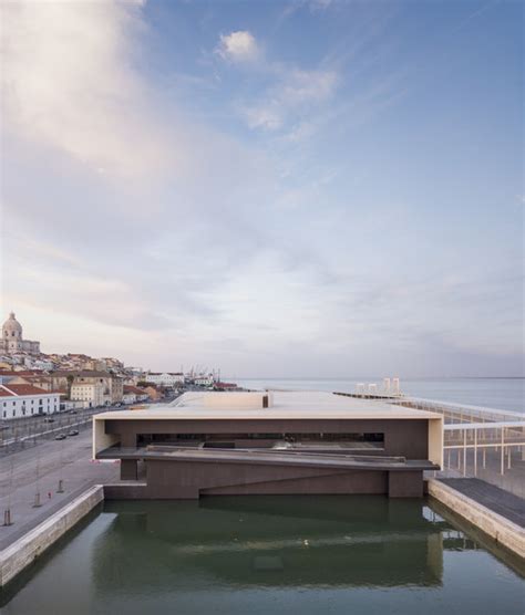 Lisbon Cruise Terminal / Carrilho da Graça Arquitectos | ArchDaily