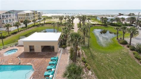 Hampton Inn St. Augustine Beach in St. Augustine, FL | Expedia