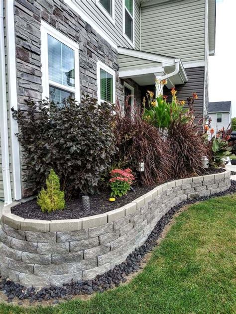 Lava Rock Landscaping: Prettying Up The Side Of The House With The ...