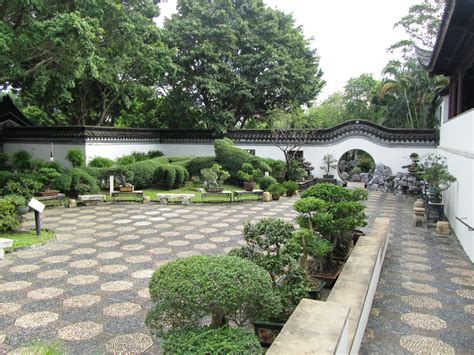 Kel and Pete's Great Adventures: Kowloon Walled City Park