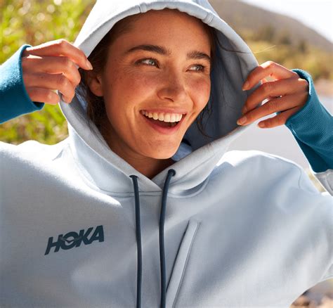 HOKA Hoodie for Women | HOKA (GLOBALE)