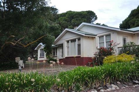 the main house - Picture of Cape Jervis Accommodation & Caravan Park ...