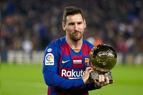 #ElProgramaDeLavecchia: Messi 2019 La Pulga alzó su sexto Balón de Oro ...