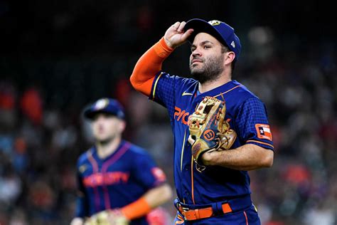 José Altuve, Alex Bregman express love for 'second home' in Houston