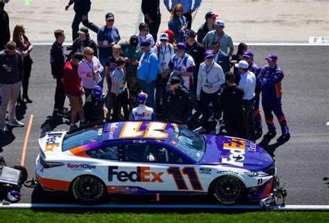 23XI Racing complicates Denny Hamlin, Joe Gibbs contract extension