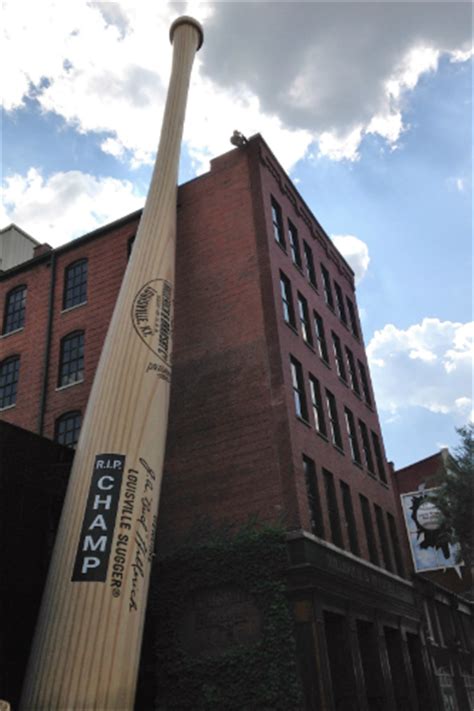 Louisville Slugger Museum | Literacy Basics