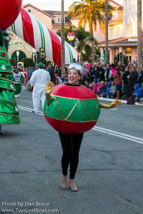 Macy's Holiday Parade | Holiday parades, Christmas costumes, Parades