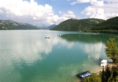 Lakes of Serbia: Zlatar lake