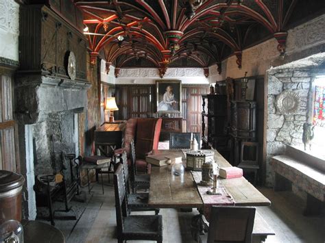 Bunratty Castle | Castles interior, Medieval castle, Castle