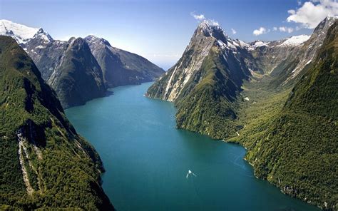 The Captivating Milford Sound – New Zealand – World for Travel