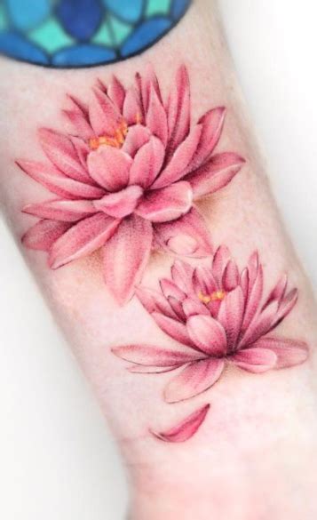 65 Spiritual Water Lily Tattoos, Meanings & Ideas - Tattoo Me Now